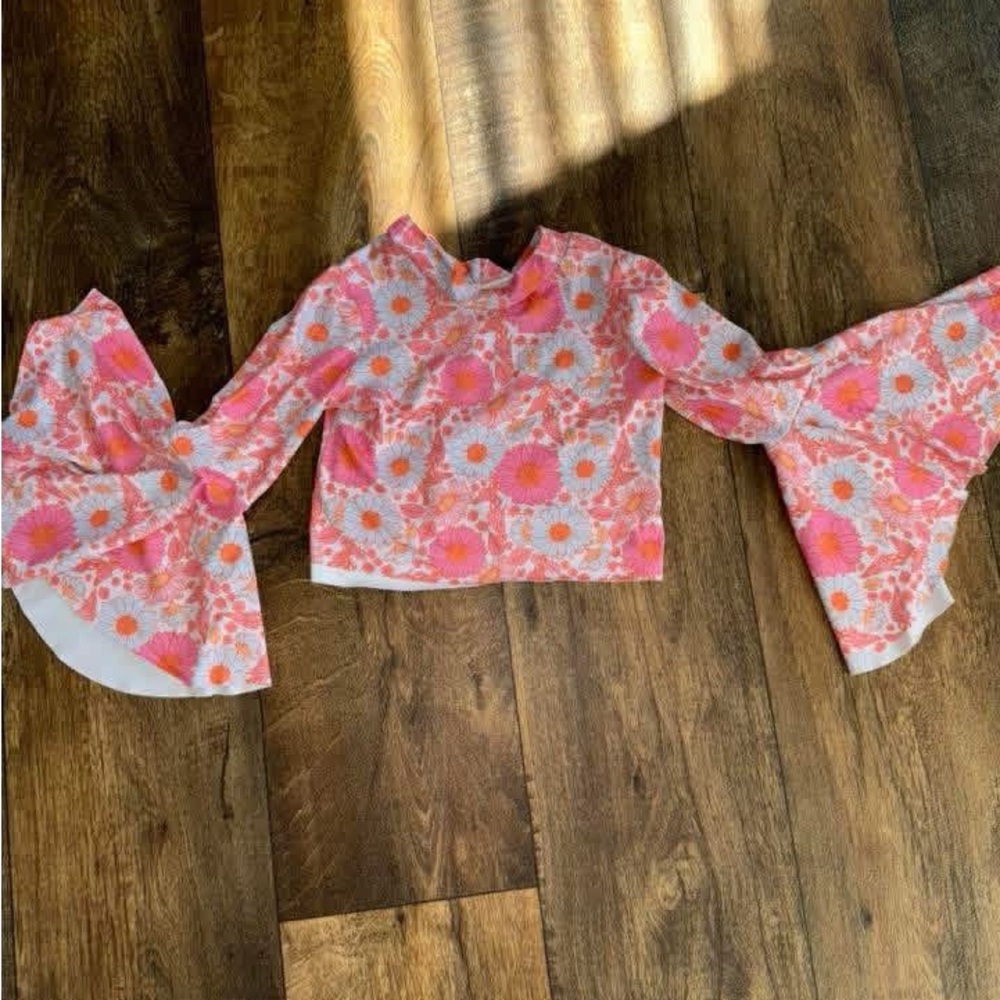 Girls' Pink Floral Bell Sleeve Long-Sleeve Top